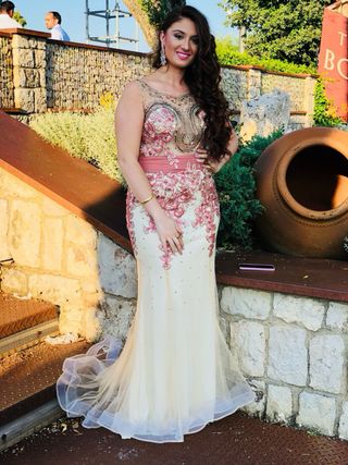 Vestido de fiesta de piedras
