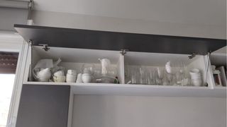 Mueble de salón modular gris y blanco, negociable