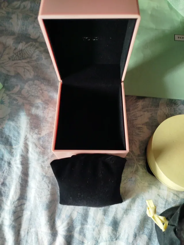 Estuches regalo Tous,precio por separado a valorar