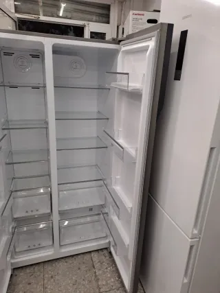 Nevera Beko doble puertas 1,79m con garantía 