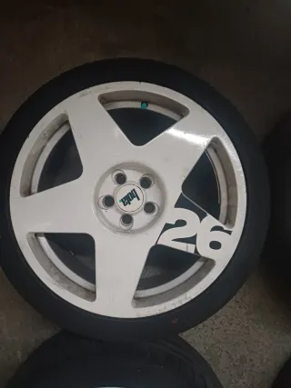 Llantas Bola B10