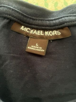 Camiseta Michael Kors Azul con logo en hombro 