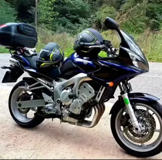 Yamaha Fazer 600 Azul