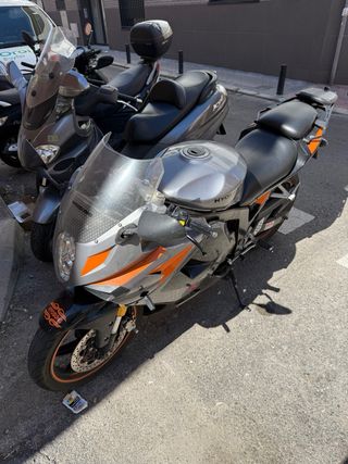 Moto Hyosung GTR 125cc