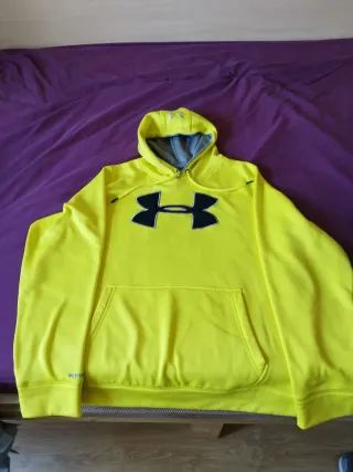 Sudadera Under Armour Amarilla con Capucha