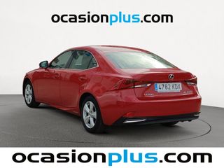 Lexus IS 300h Business 164 kW (223 CV)