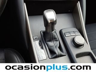 Lexus IS 300h Business 164 kW (223 CV)