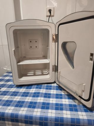 Mini nevera EZetil 4L