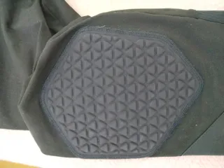 Pantalón portero Kipsta acolchado negro