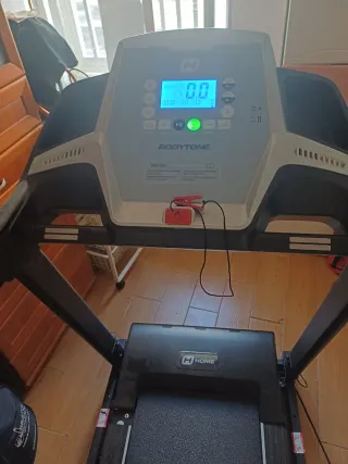 Cinta de Correr Plegable  BODYTONE DT 14 