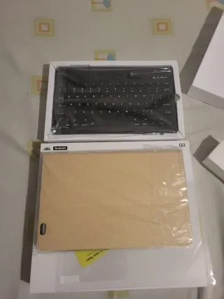 Teclado Mini Bluetooth con Ratón y funda 