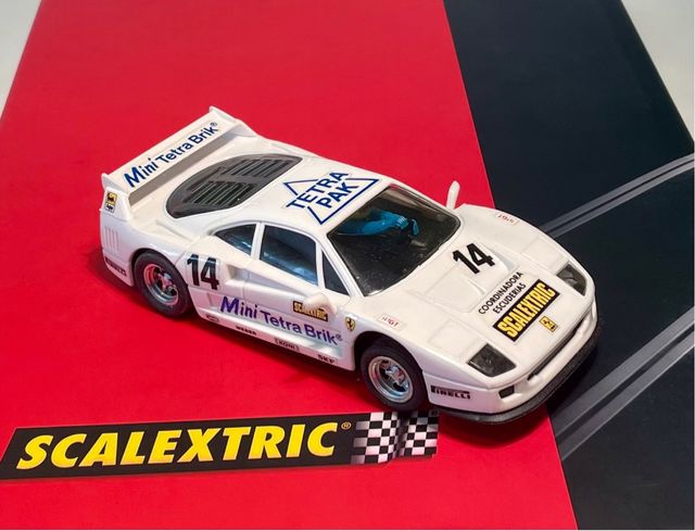 Scalextric Ferrari F-40 Mini Tetra Pak