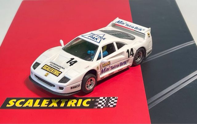 Scalextric Ferrari F-40 Mini Tetra Pak