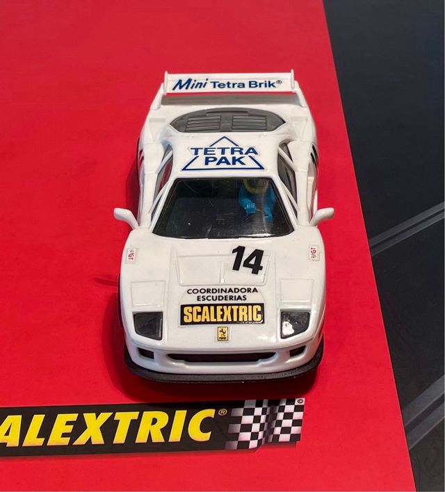 Scalextric Ferrari F-40 Mini Tetra Pak
