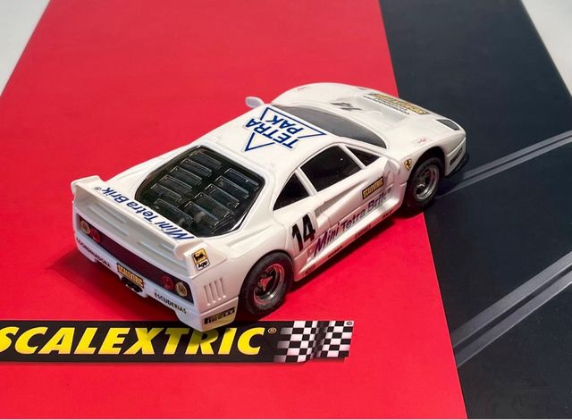 Scalextric Ferrari F-40 Mini Tetra Pak