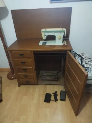 Máquina de coser Singer