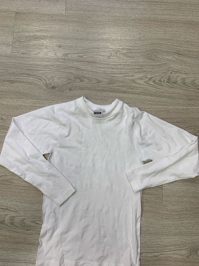 Camiseta térmica manga larga negra y blanca