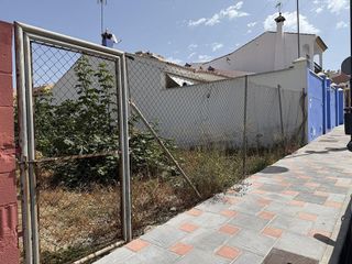 Terreno en venta en Los Pacos en Fuengirola