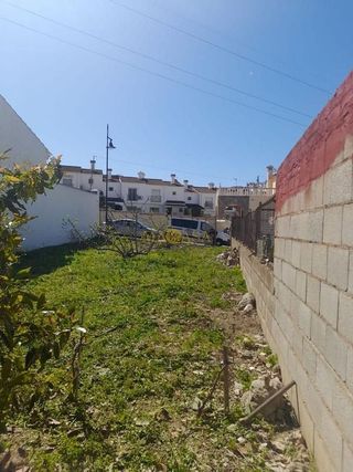 Terreno en venta en Los Pacos en Fuengirola