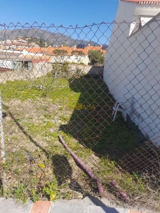Terreno en venta en Los Pacos en Fuengirola