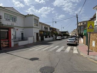 Terreno en venta en Los Pacos en Fuengirola