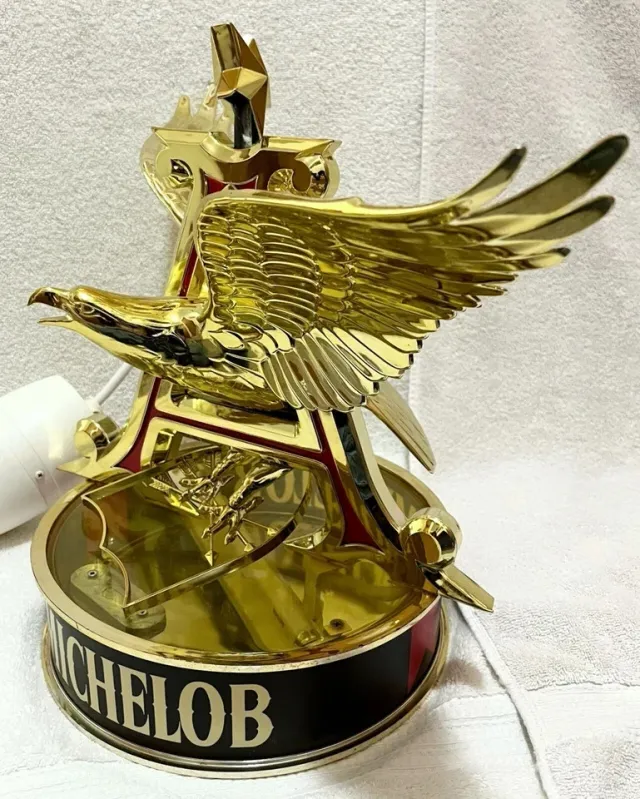 Lámpara Vintage Michelob Águila Dorada
