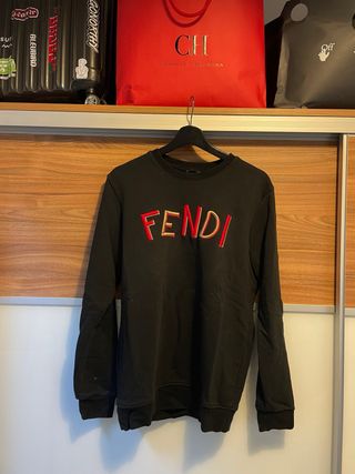 Maglione nero Fendi