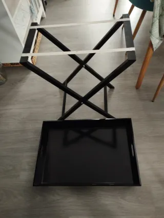 Mesa auxiliar plegable negra