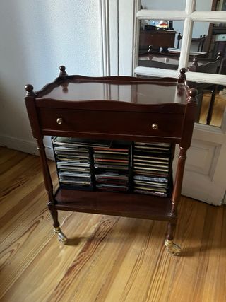 Mesita auxiliar madera con ruedas