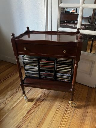 Mesita auxiliar madera con ruedas