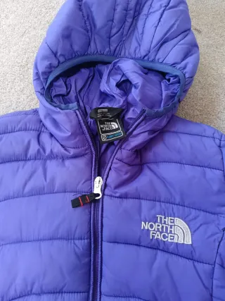 The North Face abrigo niña Talla L de 5 a 6 años
