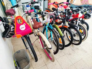 Collezione biciclette e monopattini come nuovi 