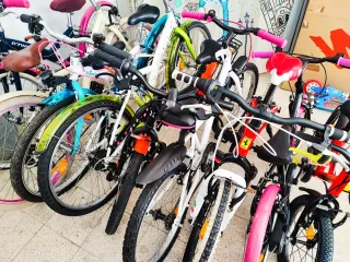Collezione biciclette e monopattini come nuovi 