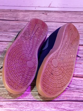 Nike SB Zapatillas Negras Goma Marrón