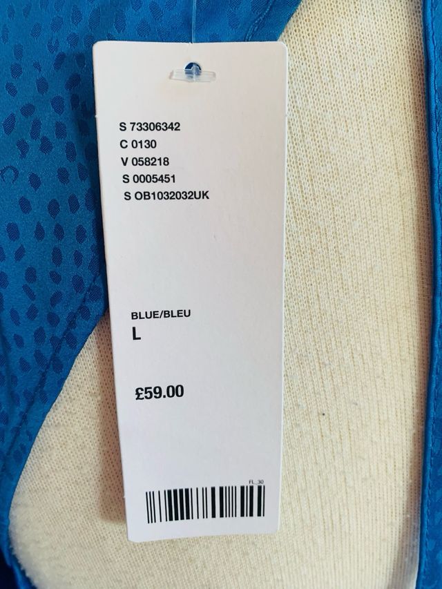 Vestido invitada NUEVO Urban Outfitters T-L