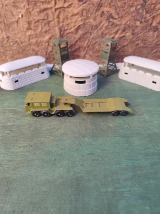 Modellino militare camion e rimorchio URSS