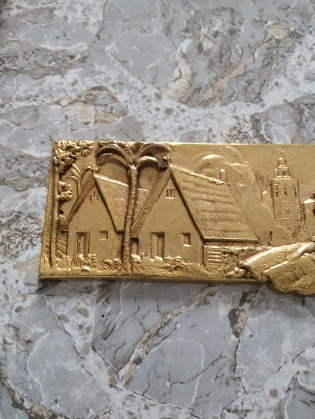 Piatto decorativo con simboli valenciani