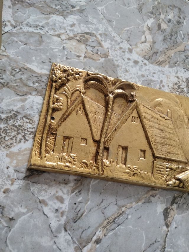 Piatto decorativo con simboli valenciani