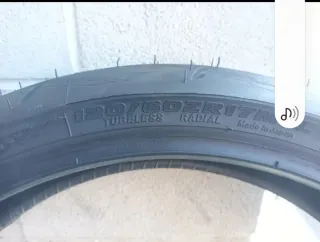 Rueda de moto nueva
