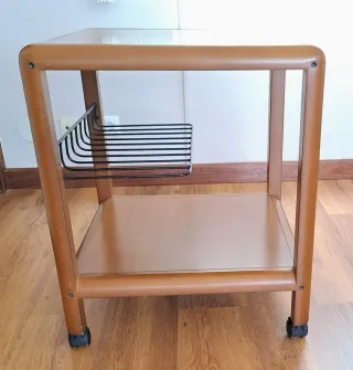 Mesa auxiliar madera con ruedas