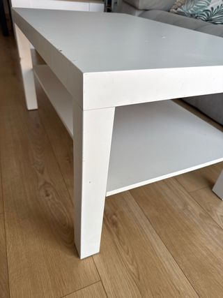 Mesa auxiliar Lack Ikea blanca