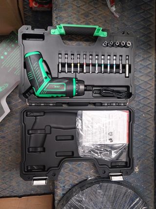 Set destornillador a batería JBM