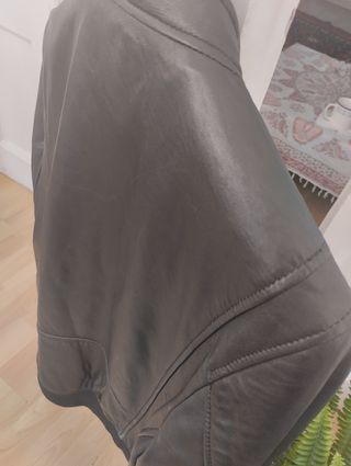 Cazadora de cuero negra Talla L