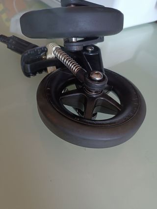 2 ruedas  delanteras  bugaboo camaleón 