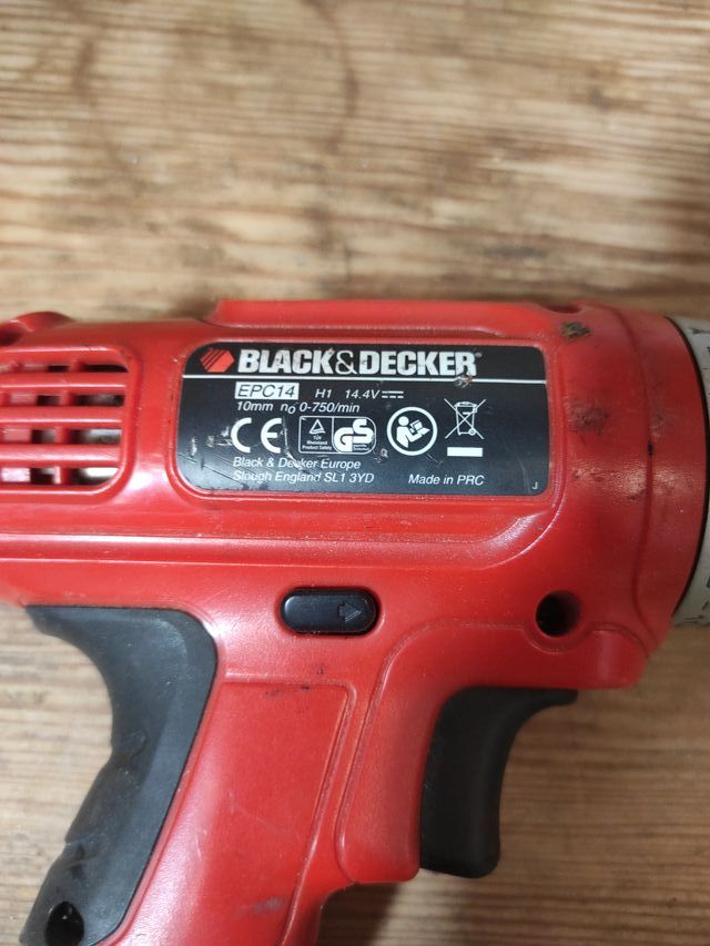 Taladro Black & Decker 14.4V