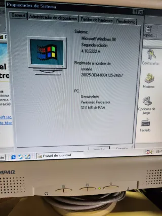Ordenador  Antiguo AT pentium 166