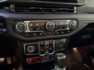 Jeep Wrangler 2025