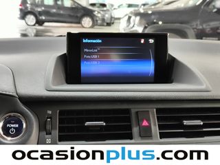 Lexus CT 200h Business 100 kW (136 CV)