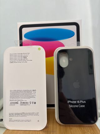 Cover iPhone 16 Plus Silicone Apple Nero