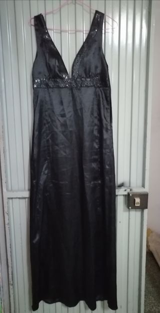 Vestido negro con lentejuelas